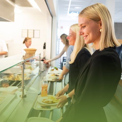 Eckes_Granini_Karriere_Hauptseite_Benefits_Gesundheit-Wohlbefinden_Kantine