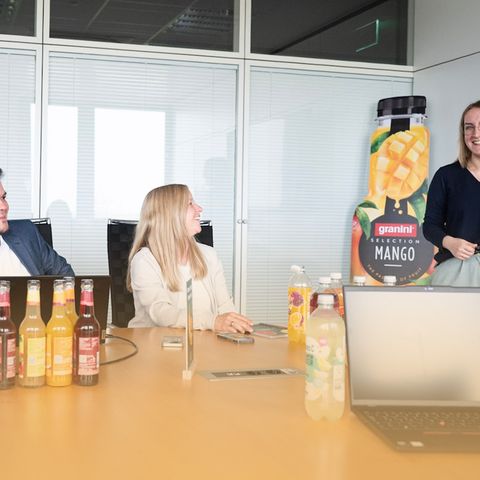 Eckes_Granini_Karriere_Hauptseite_Benefits_Team-Weiterentwicklung_Karrierechancen