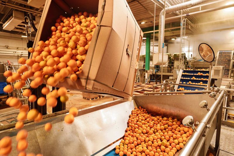 Moderne fabrik kompress