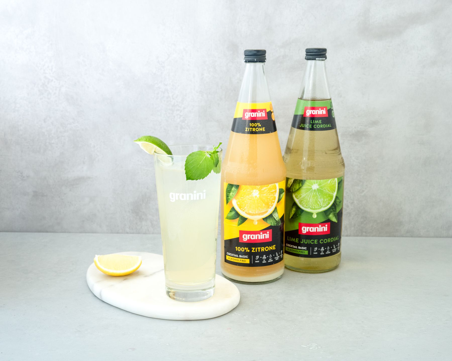 Homemade Lemonade 26-08-13-gra-cs-cocktails-gastro294-mood