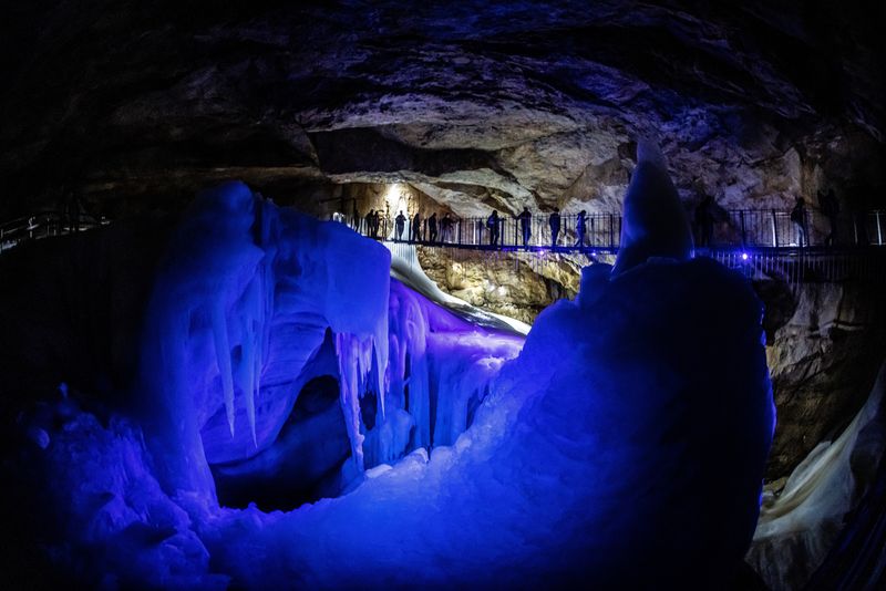 cave tour germany