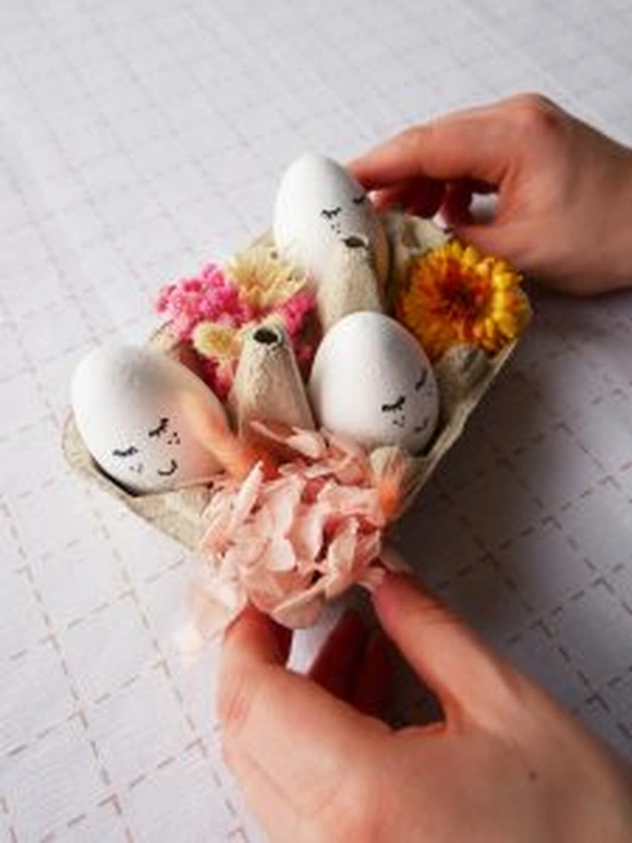 DIY Pâques : la boîte à oeufs décorative