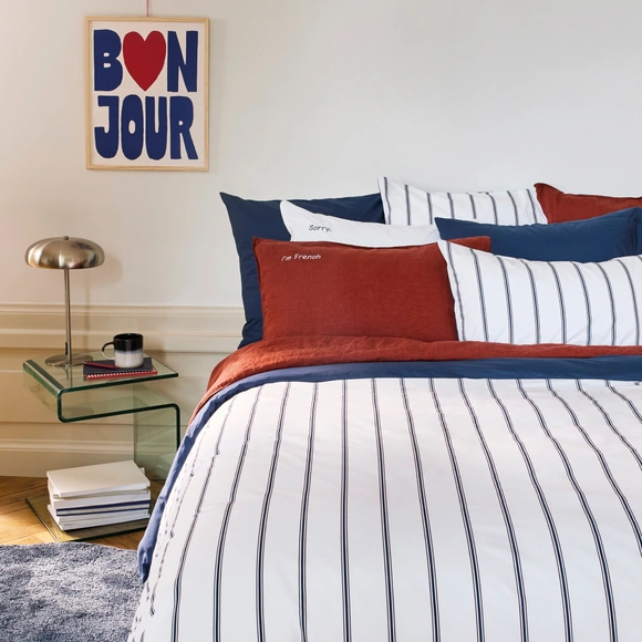 Le motif rayé : un indémodable de la mode pour votre décoration