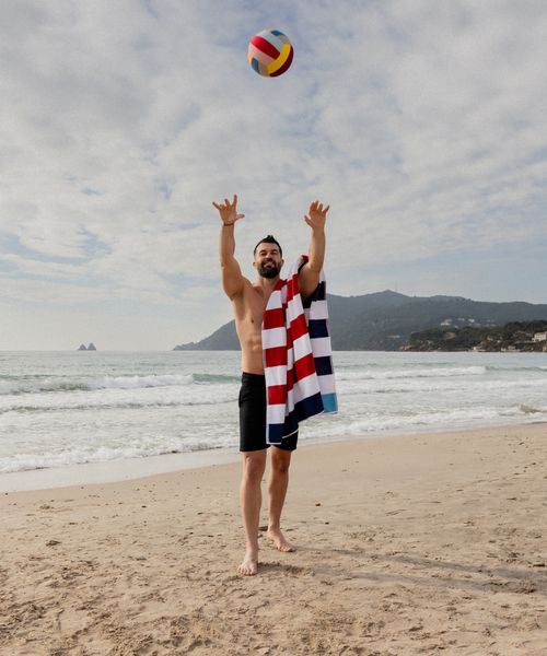 6 accessoires de plage tendance pour l’été