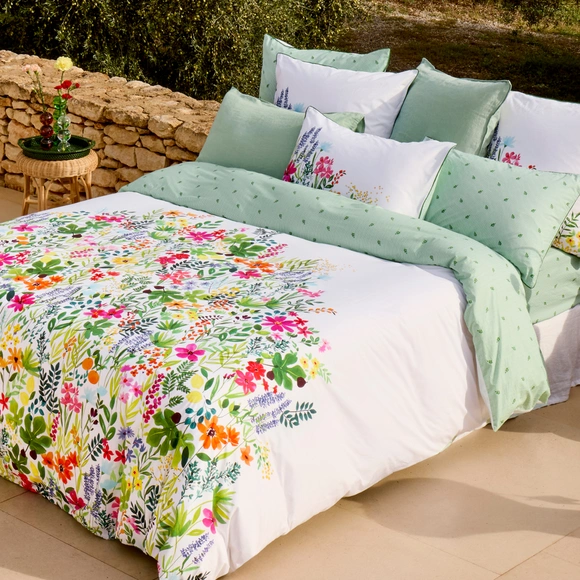 Oser la couleur dans son intérieur : le guide pour un style vitaminé