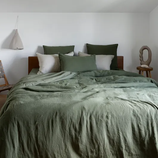 Lin lavé : charme froissé et confort pour votre intérieur