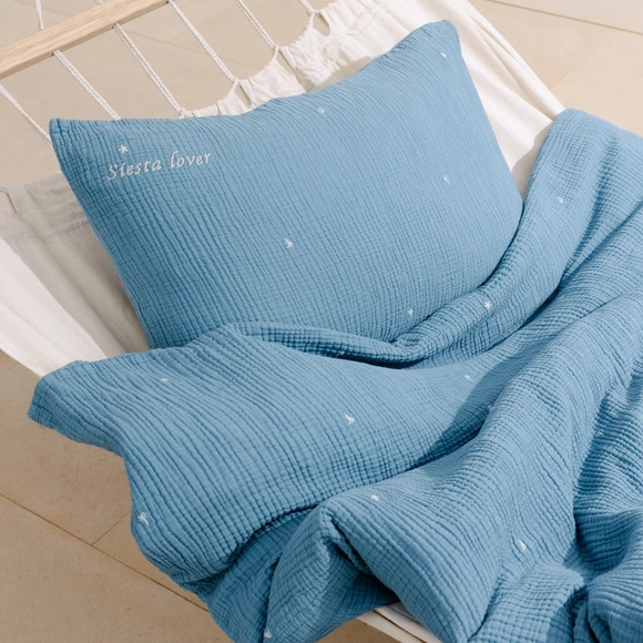 Pourquoi le linge personnalisé reste le plus beau des cadeaux ?