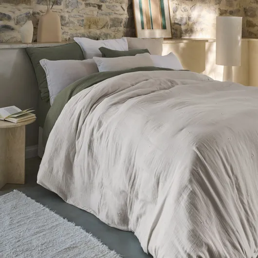 Les secrets du toucher : comment le tissage d'un tissu influence le confort de votre linge