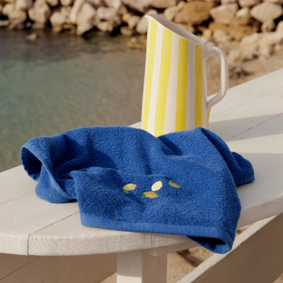 Comment adopter l’élégance de la French Riviera chez soi ?