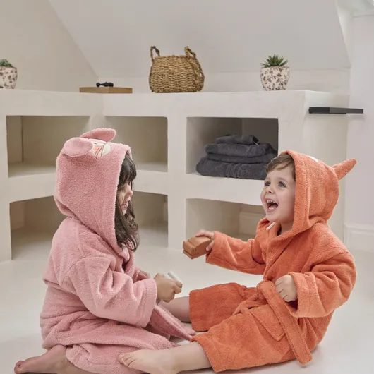 Comment choisir un peignoir pour son enfant ?