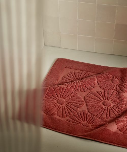 Comment choisir le bon tapis de bain pour votre salle de bain ?