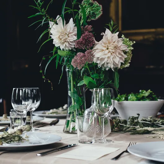 Quelle nappe pour une table en verre ?
