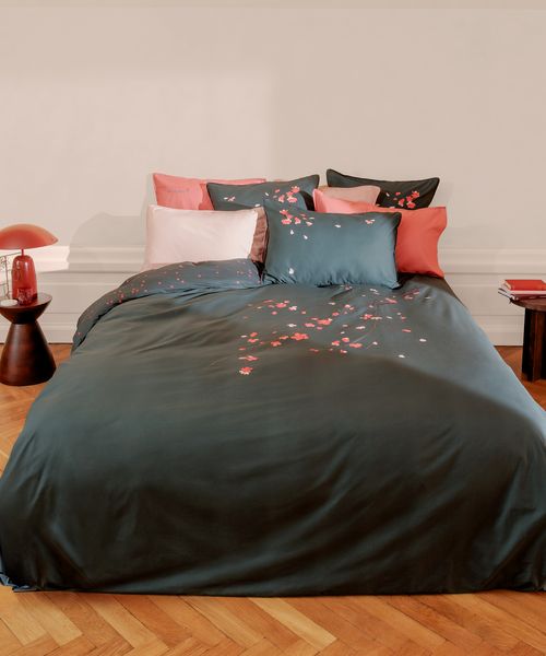 Le minimalisme floral dans votre chambre