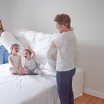 Comment nettoyer une couette jaunie ?