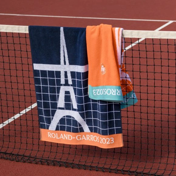 Carré Blanc pour Roland-Garros : la collaboration anniversaire