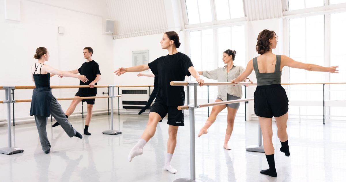 Summer Intensives for Adults: Ballet Improvers with Marie-Astrid Mence
