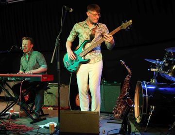 Yacht rockers Mr Sweet return to The Camden Club, plus Songwriter Halle Stone!