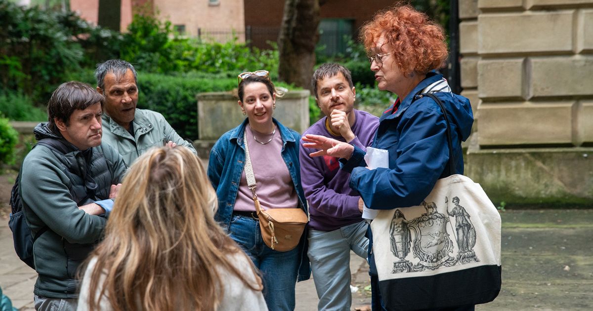 Walking Tour: Organ Grinders & Duelling Divas