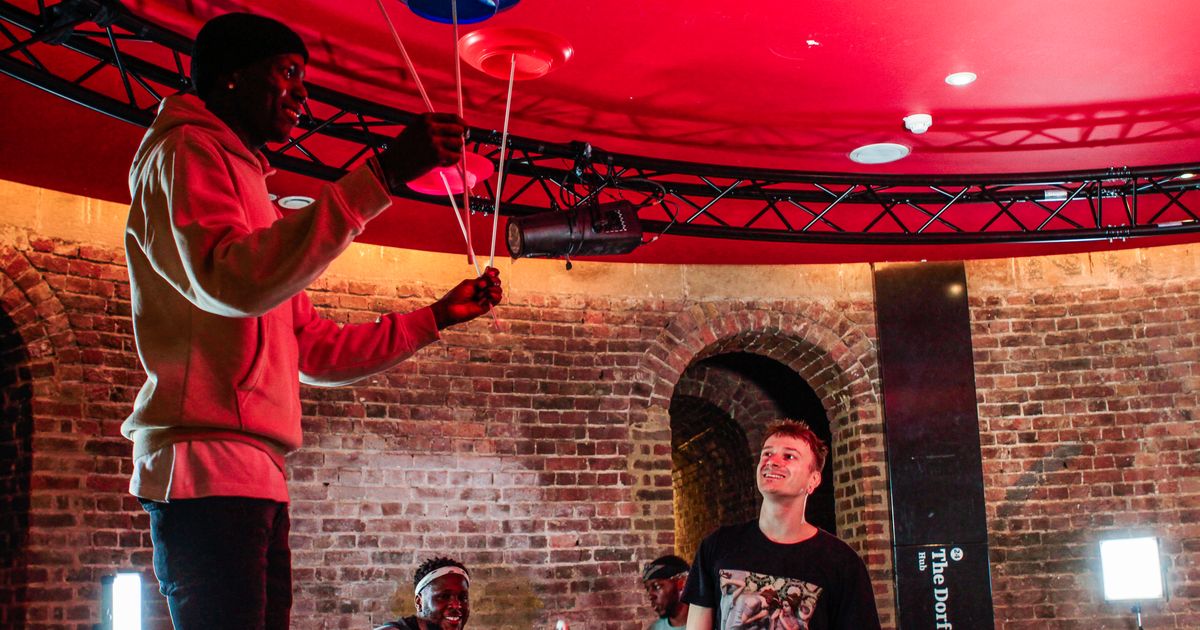 Dance and Circus Sessions at Roundhouse