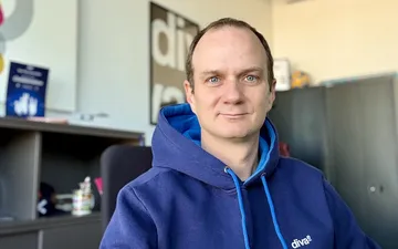 Florian im diva-e Büro 2024