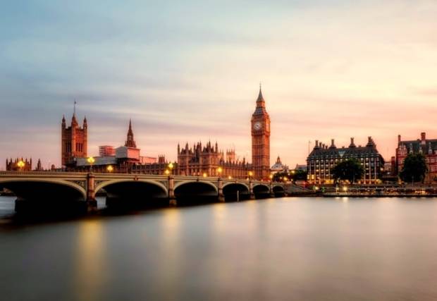 Oxford students explore hidden gems in London