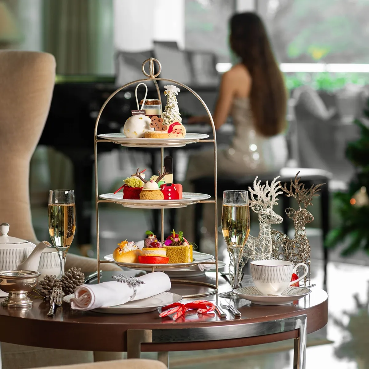 Patisserie Peacock Alley Waldorf Astorua Dubai Palm Jumeirah