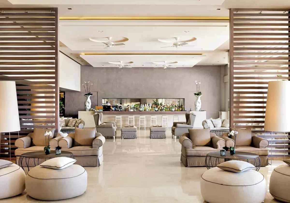 Bar Zephyros Sani Beach