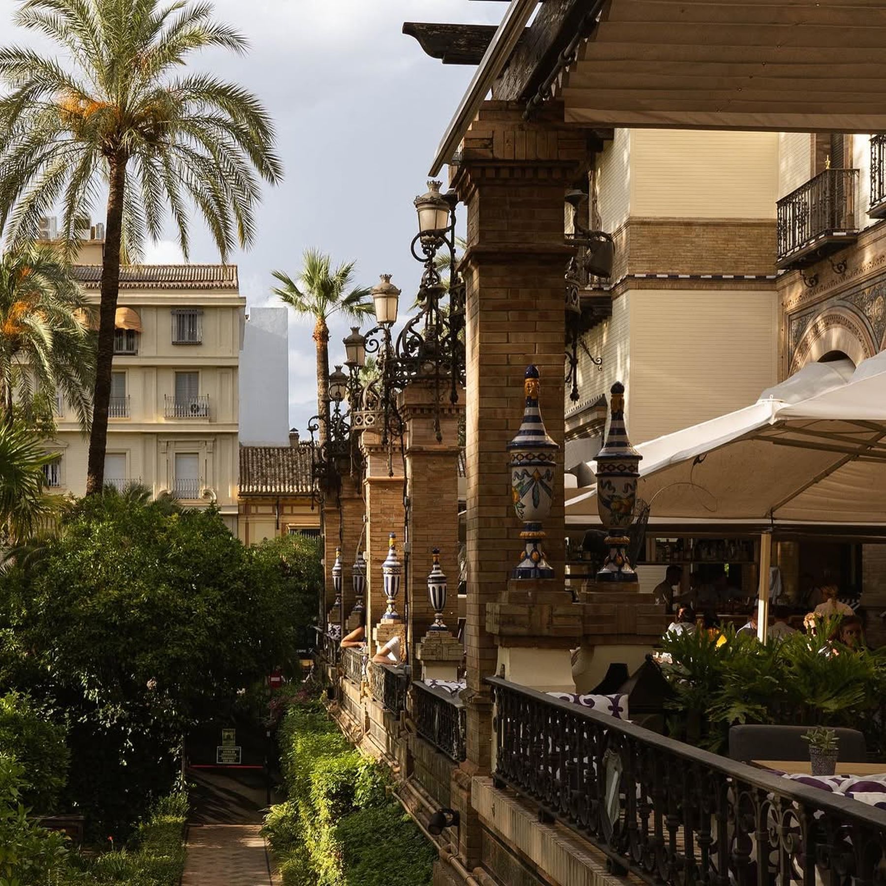 Persoonlijke service en culinaire ervaringen in de mediterrane tuinen van een stijlvol boutique hotel in Sevilla | Senses