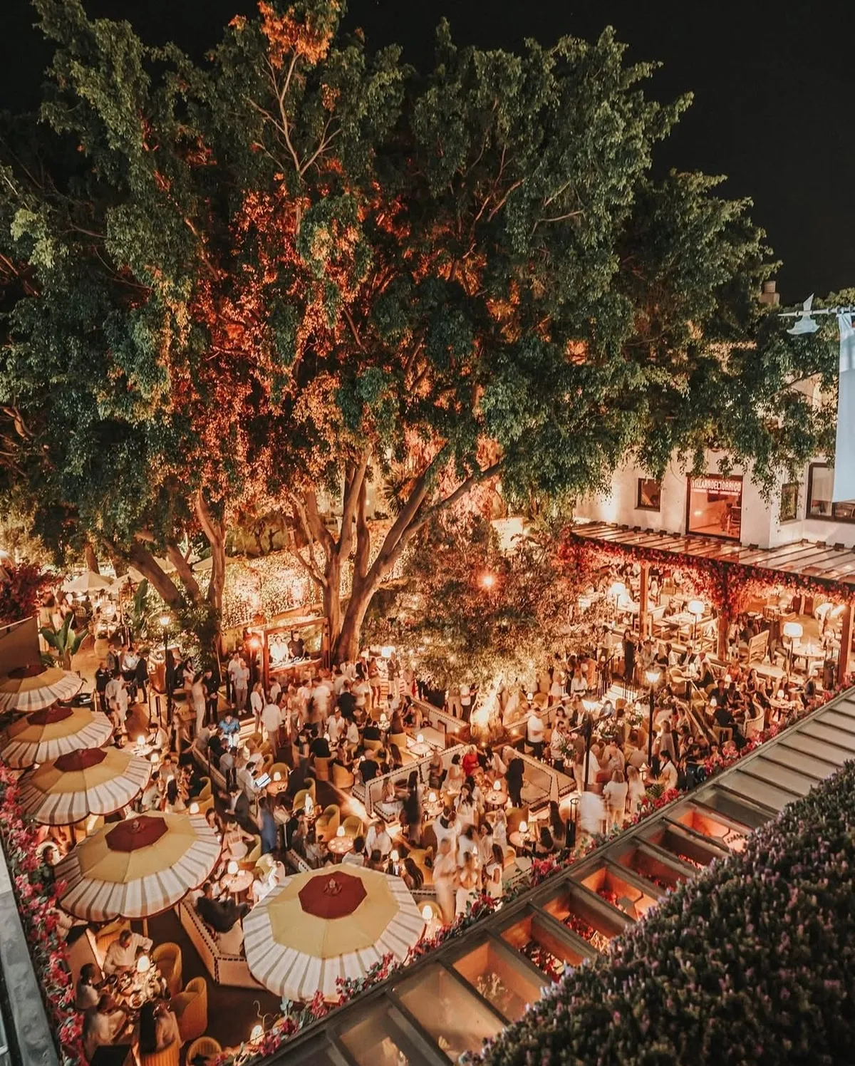 Terras La plaza Puente romano marbella