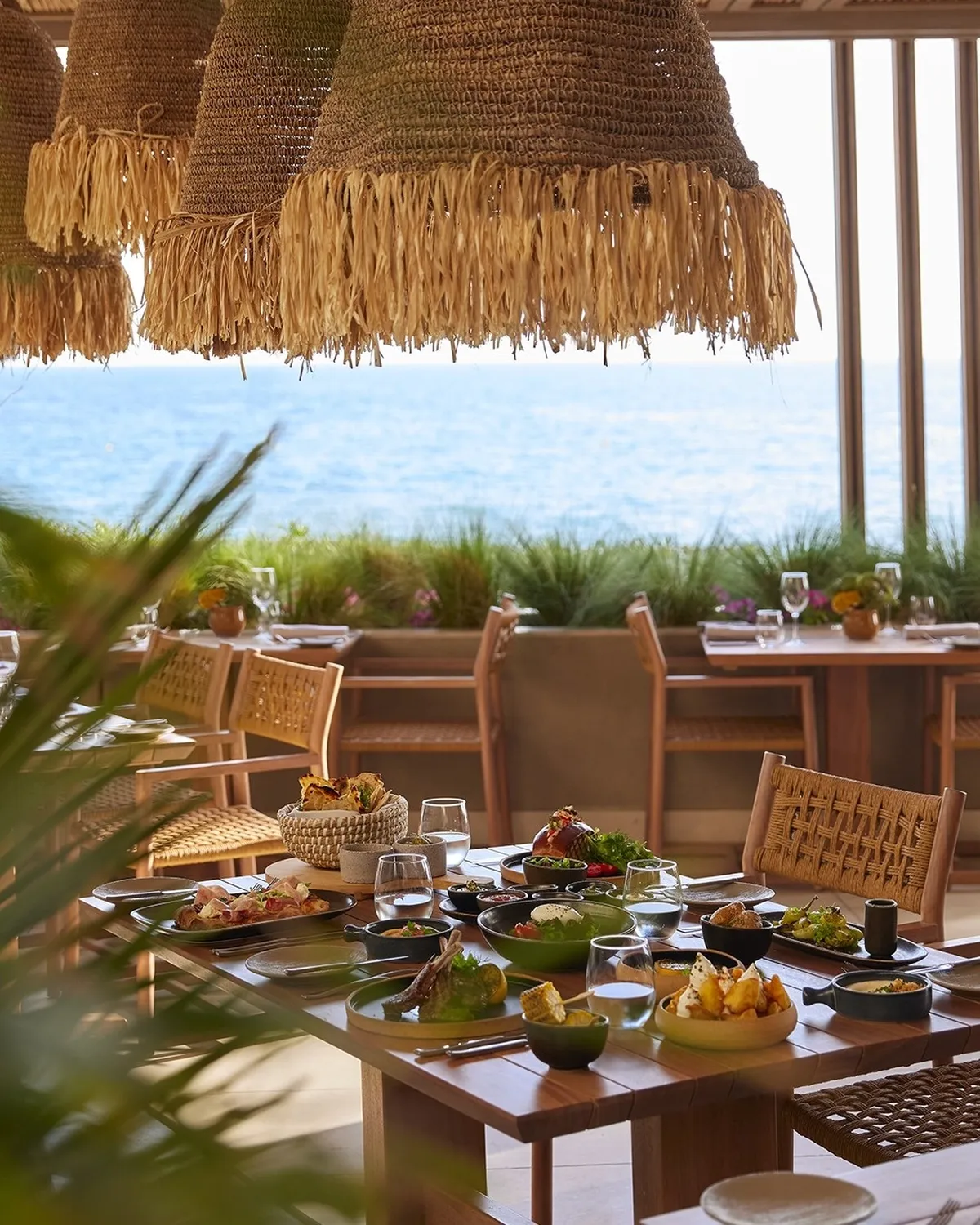 Outdoor restaurant Beach club Ikos Andalusia