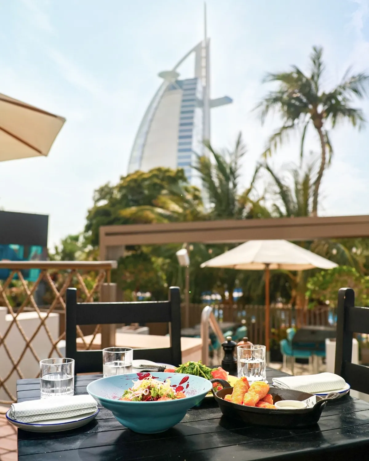 Dhow & Anchor Jumeirah Beach Hotel