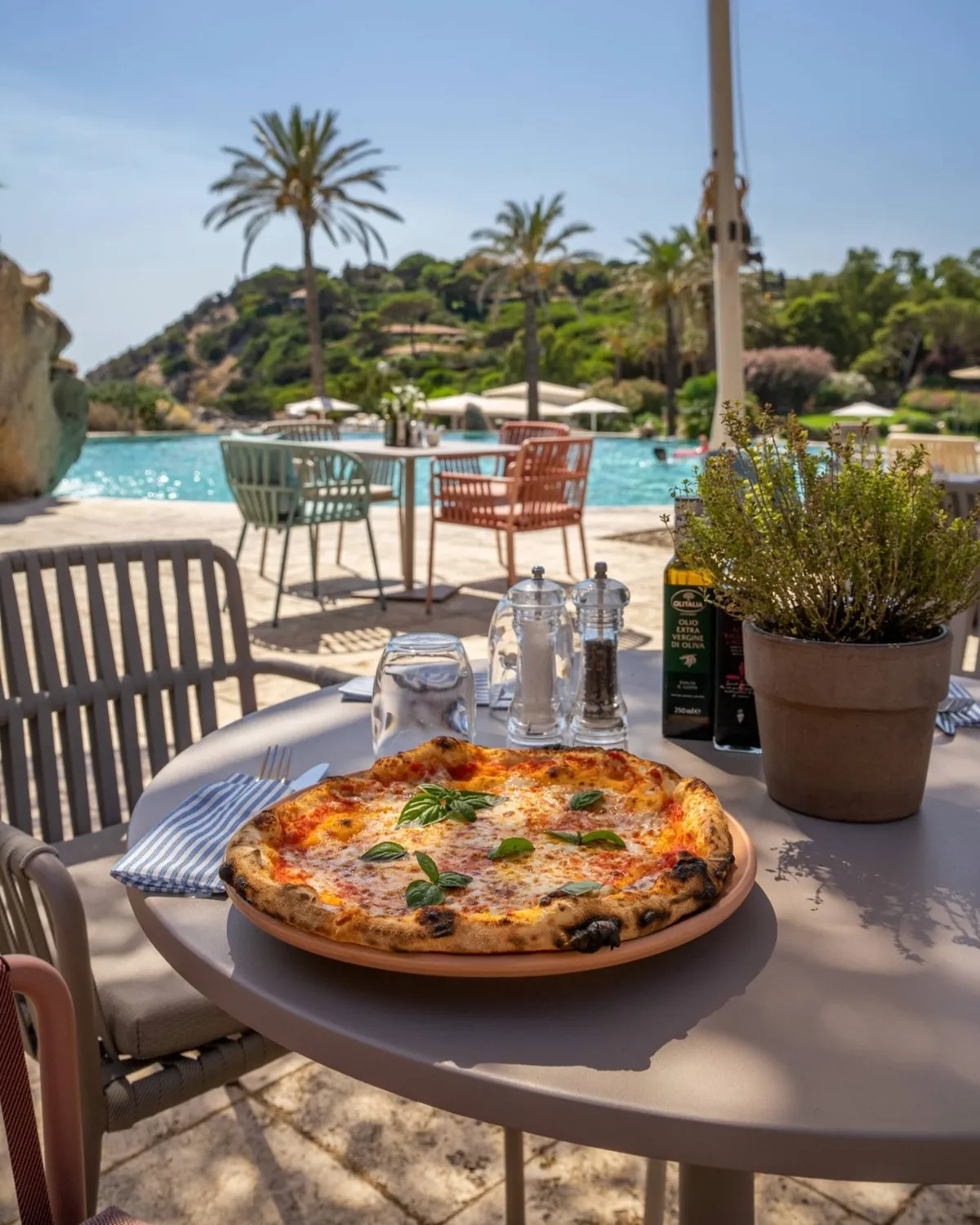 Artigiani Pizza Falkensteiner Resort Capo Boi
