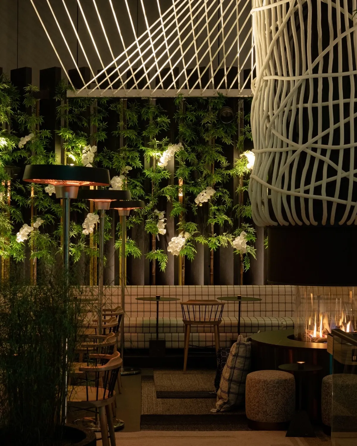 8 at The Londoner The Londoner