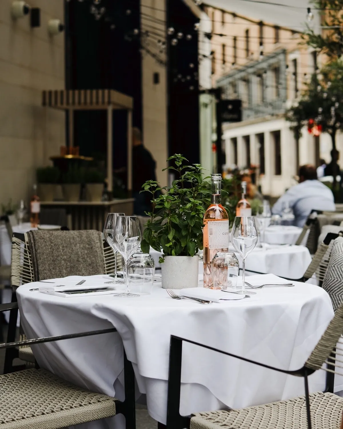 Whitcomb's The Londoner