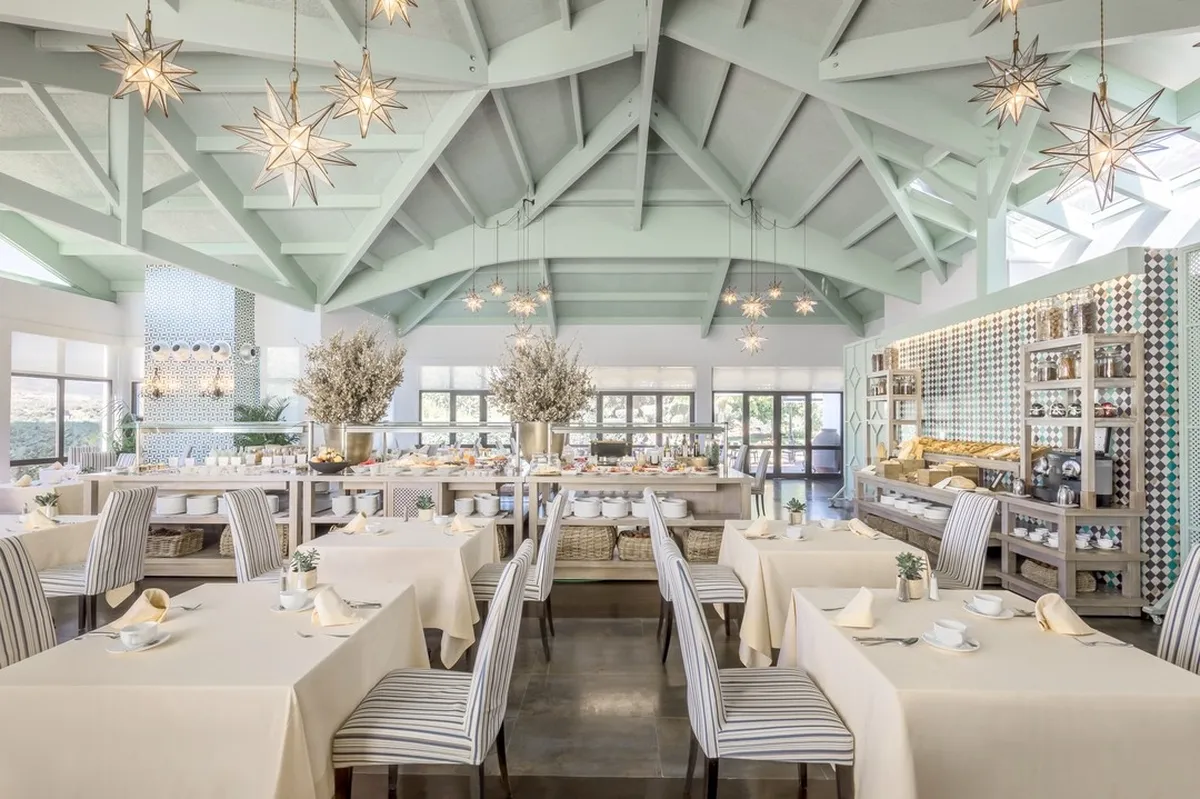 Restaurant Salon jardin Finca la bobadilla a royal hideway hotel