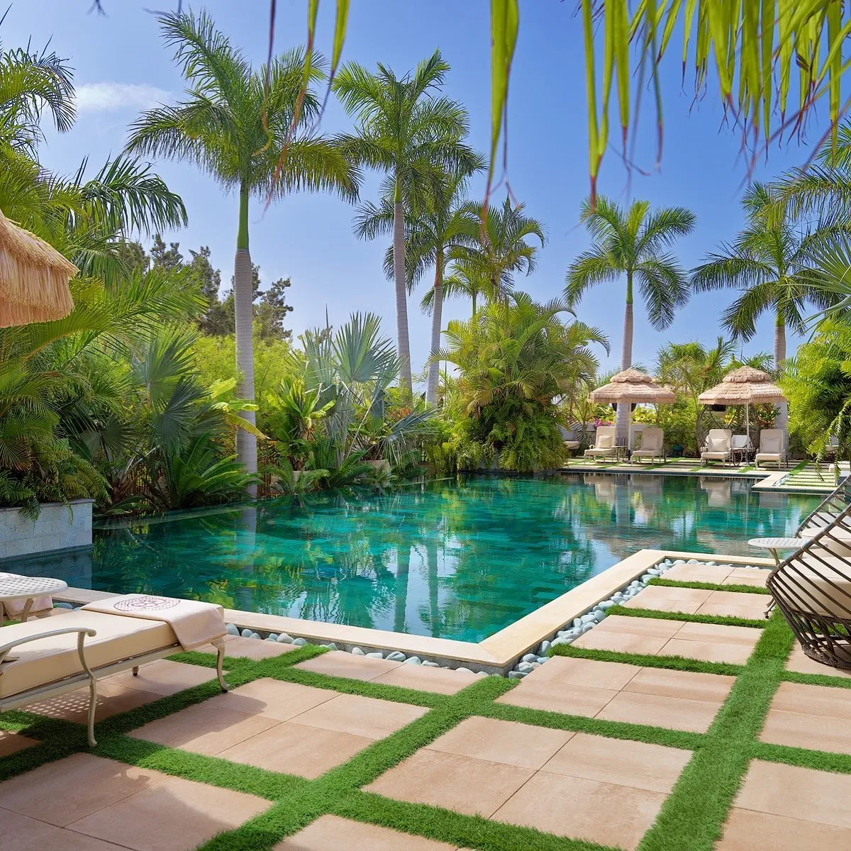 Restaurant Pineapple Royal River