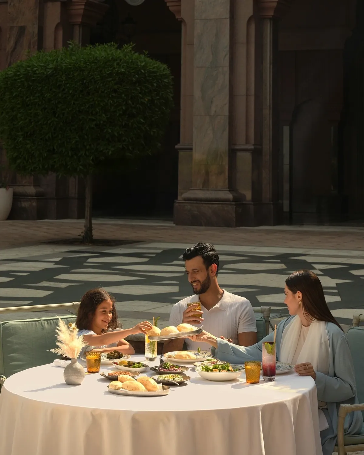 Lebanese Terrace Emirates Palace, Mandarin Oriental