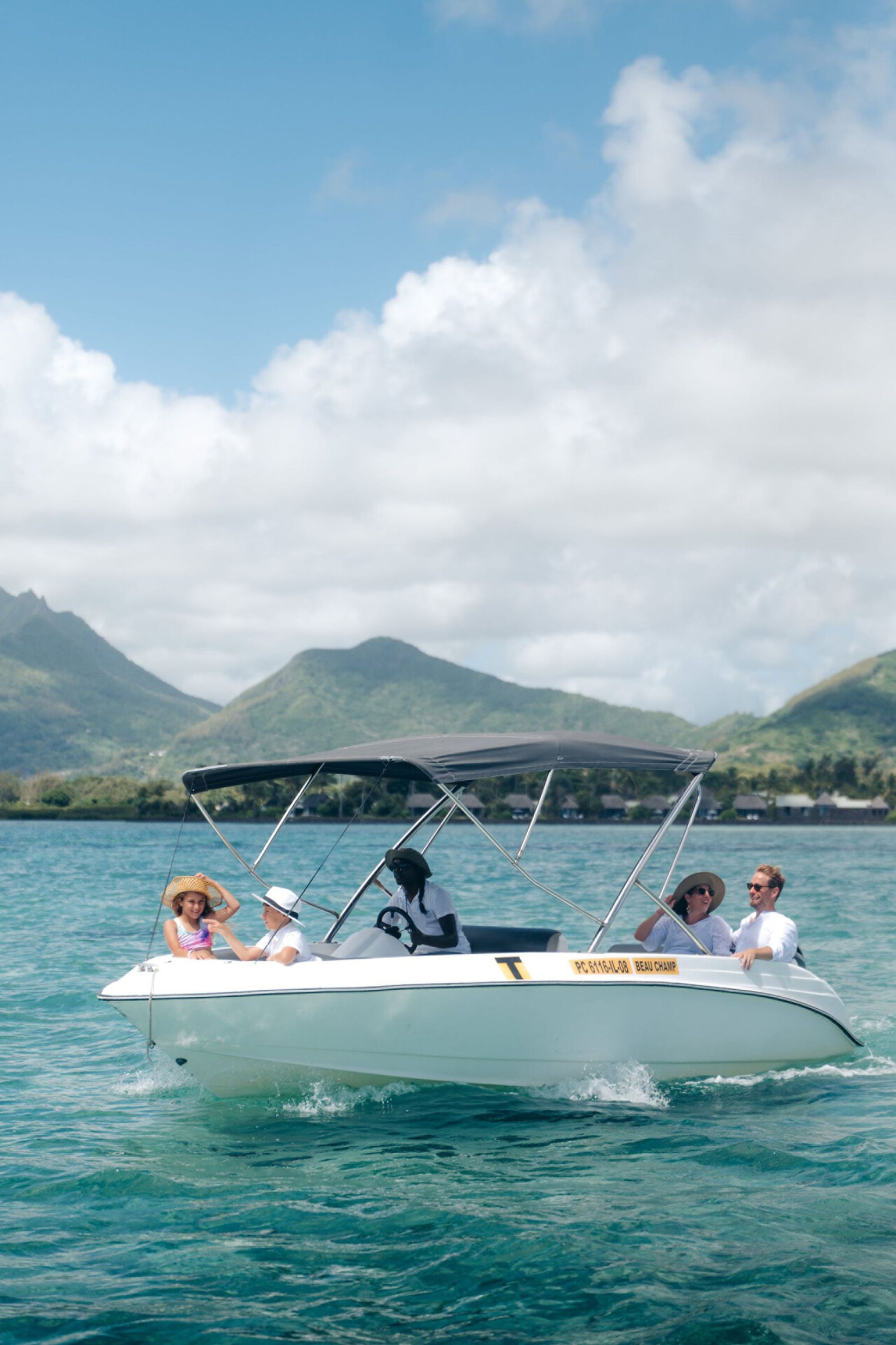 Four Seasons Mauritius Boat