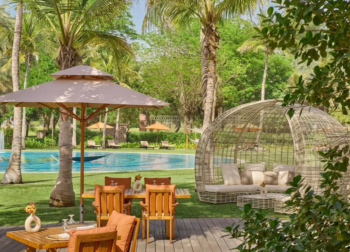 Alma Emirates Palace, Mandarin Oriental