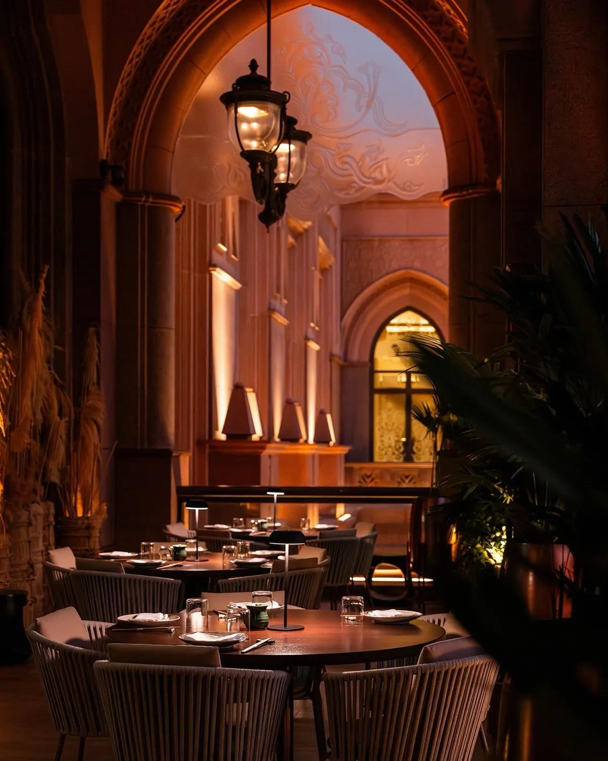 Strawfire by Ross Shonhan Emirates Palace, Mandarin Oriental