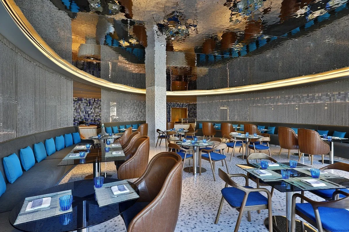 Restaurant Harvest W Muscat