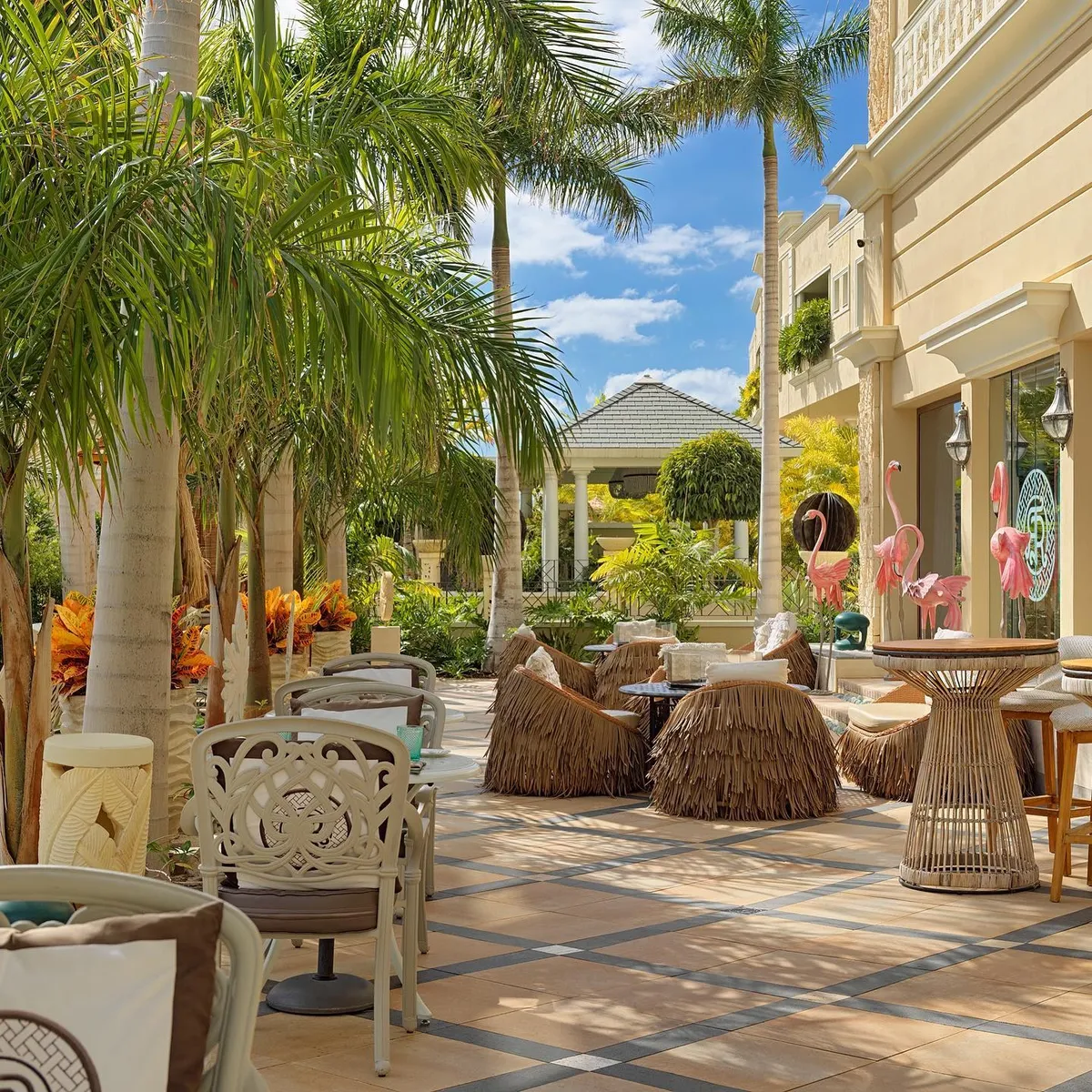 Bistro Flamingo Royal River