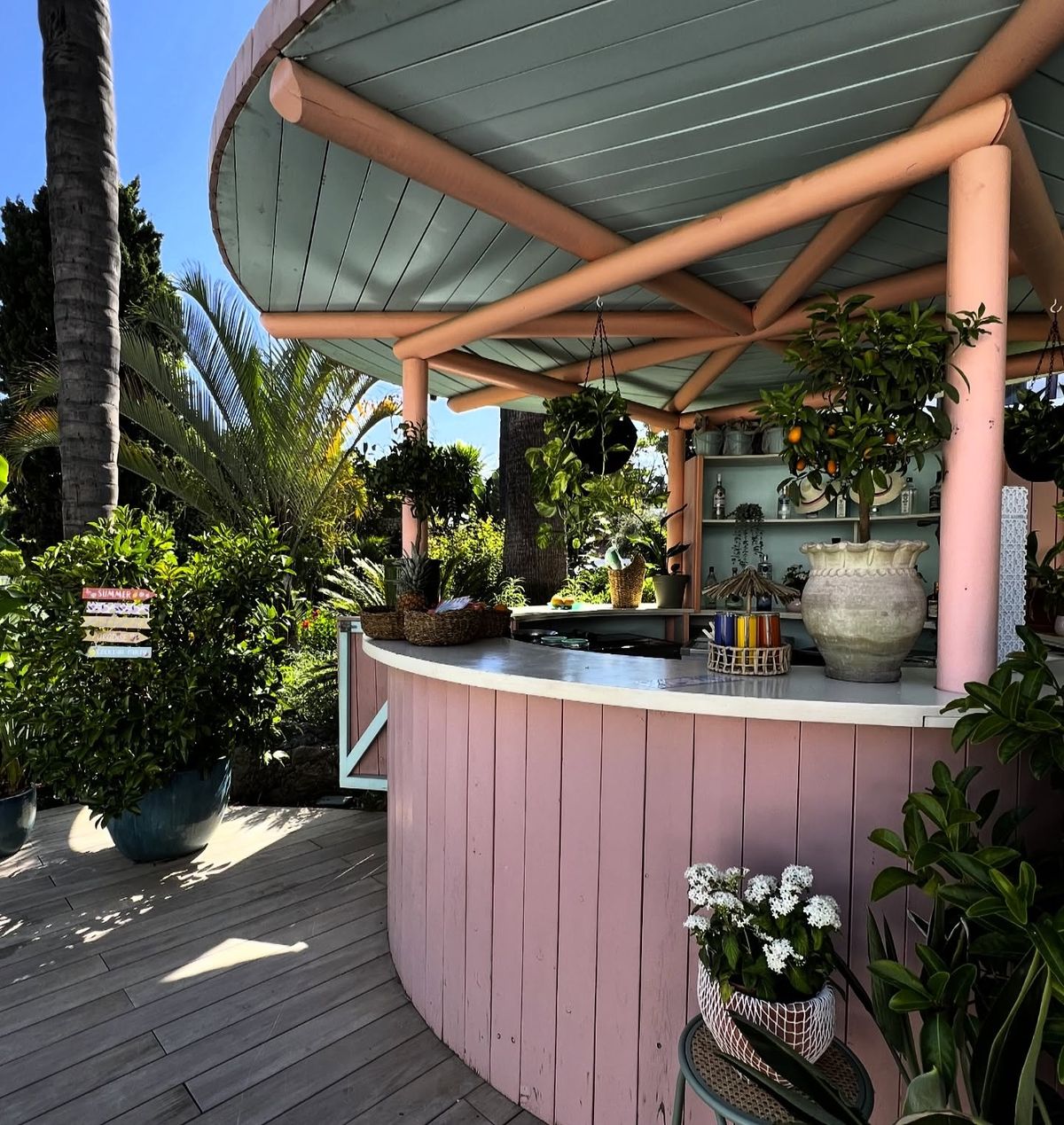 Roze bar Cheat Puente romano marbella