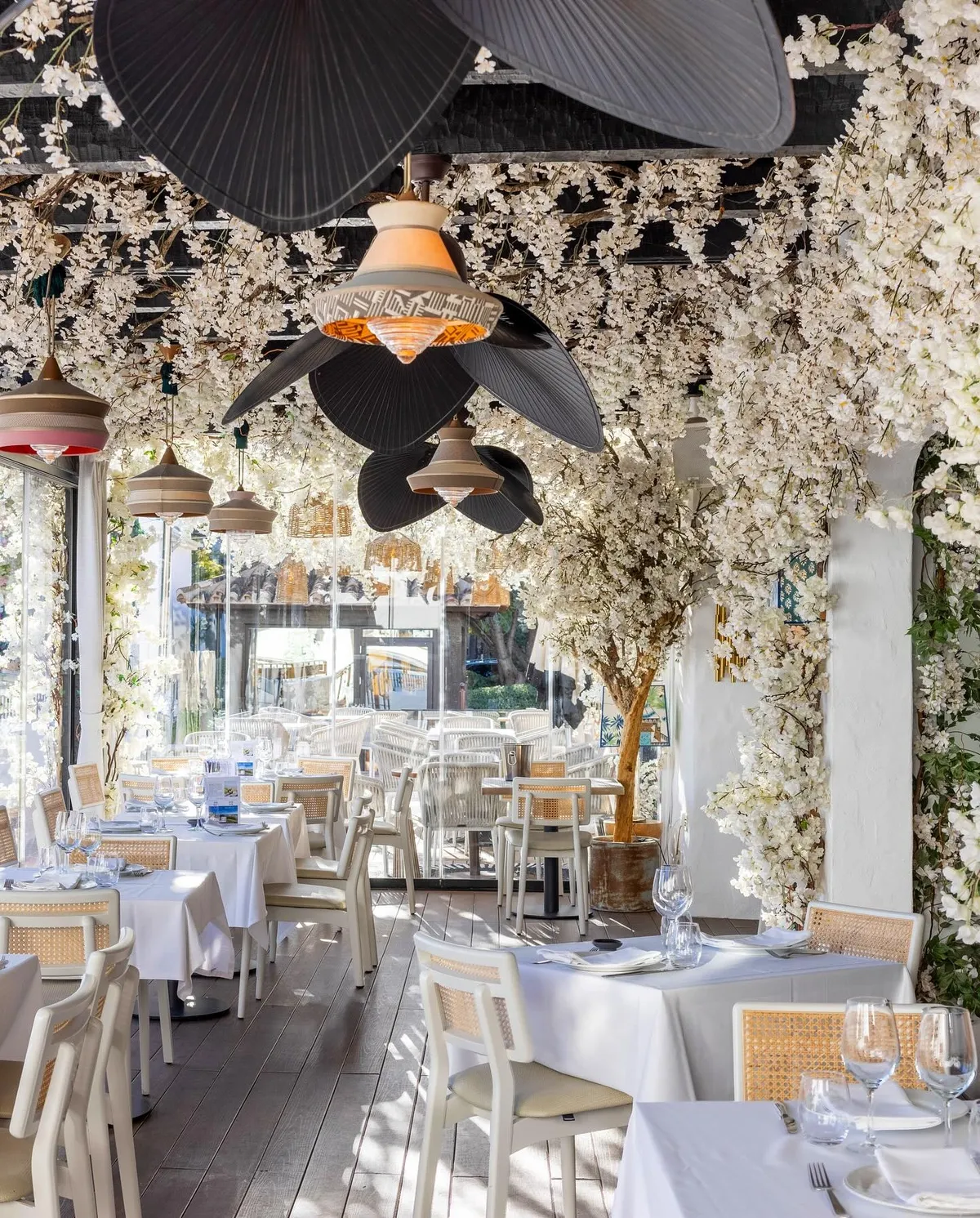 Restaurant Les jardins du Liban Nobu Hotel Marbella