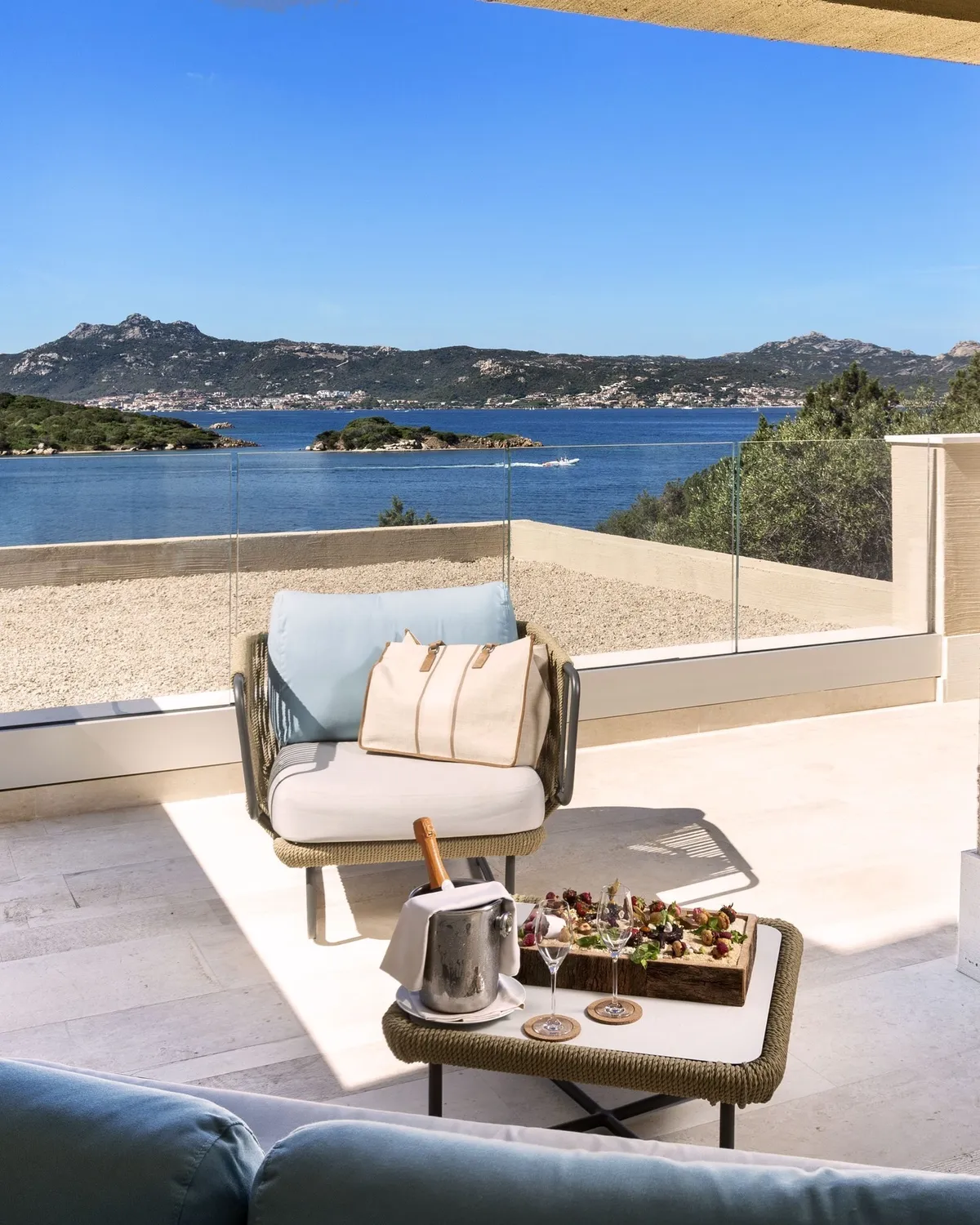 Home Delivery 7Pines Resort Sardinia