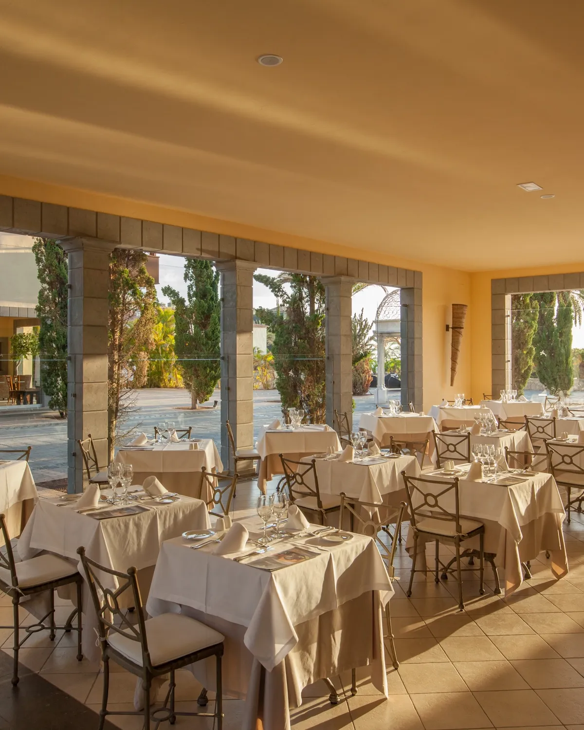 Restaurant La Plaza Lopesan Villa del Conde Resort & Thailasso