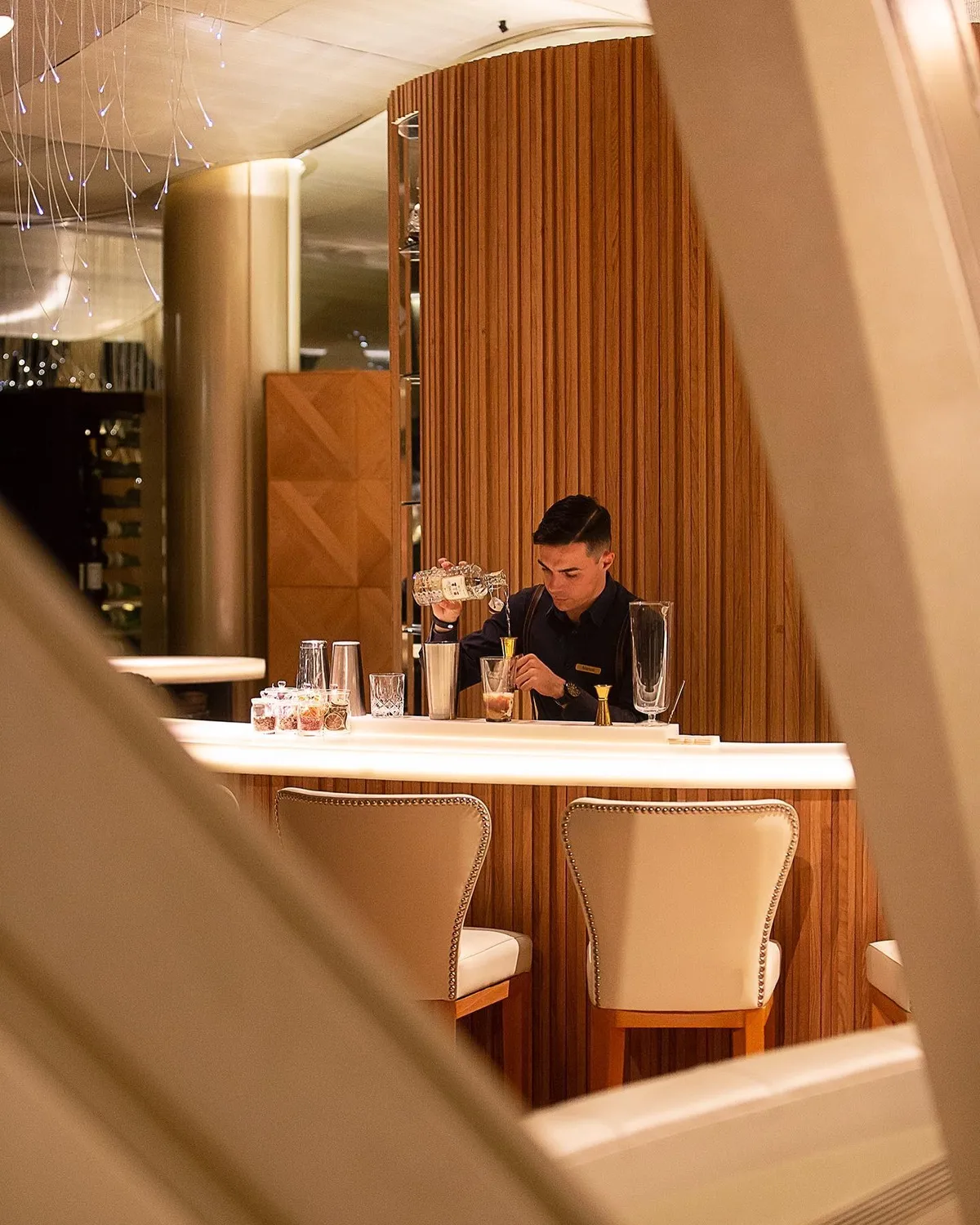 Hall0 Cocktail Bar Monument Hotel