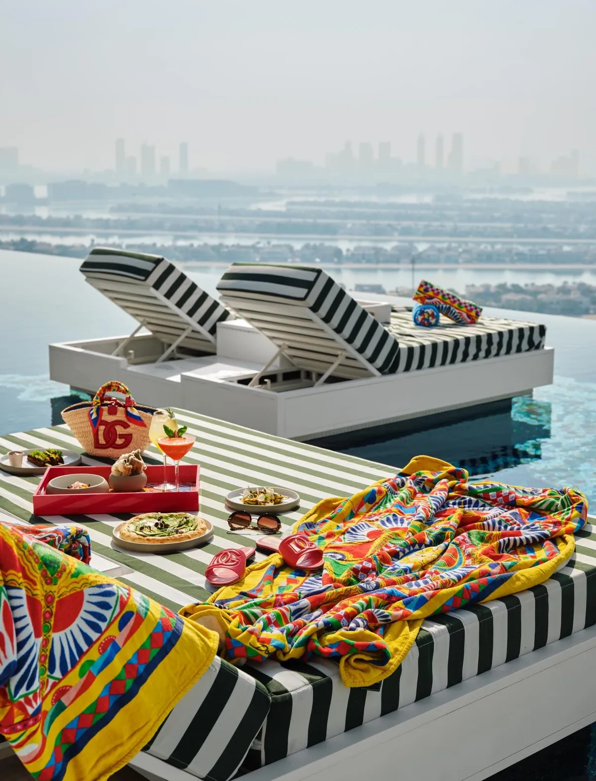 Cloud 22 Atlantis The Royal