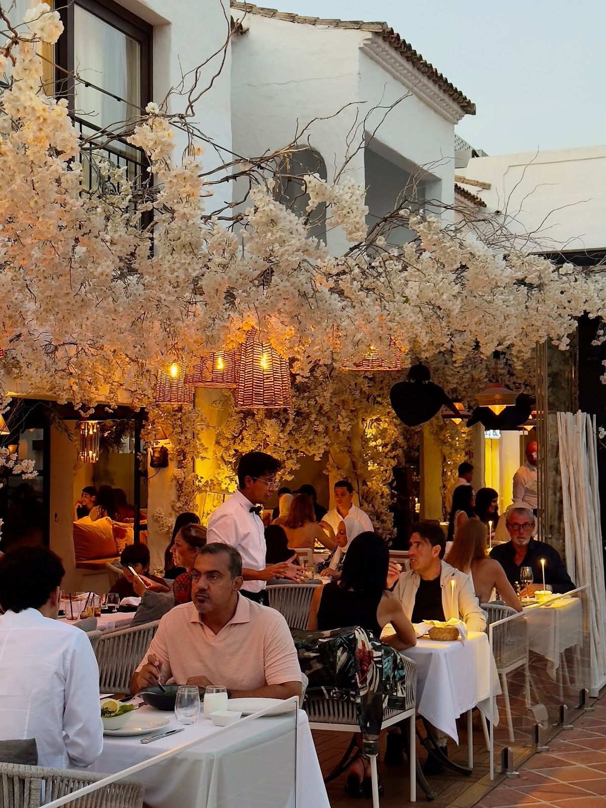 Restaurant Les jardins du Liban Puento romano Marbella
