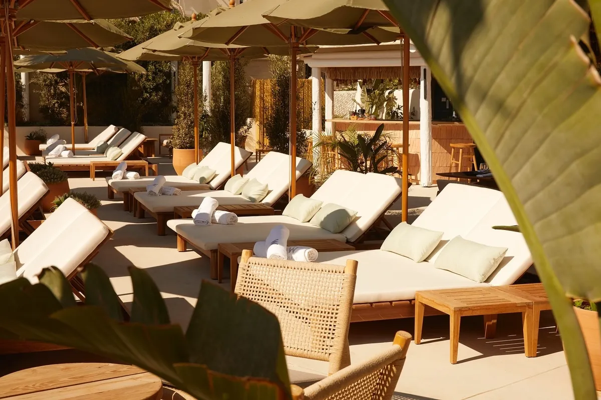 Lounge Yellow Fish Beach Club W Ibiza